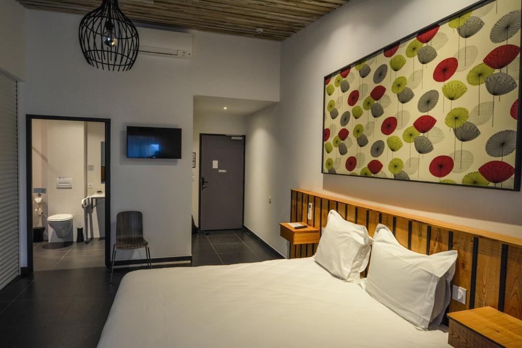 Cit'Hotel Le Relais Du Boisniard Chambretaud Habitación foto
