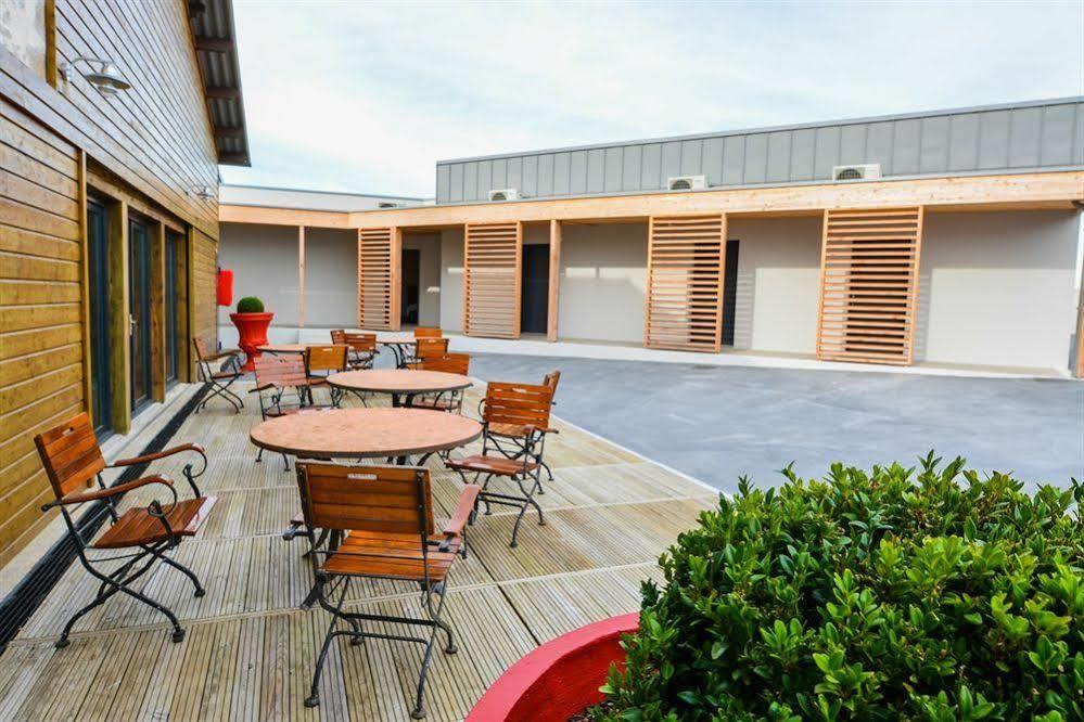 Cit'Hotel Le Relais Du Boisniard Chambretaud Exterior foto